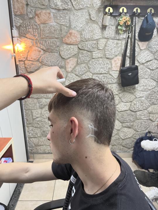 Πρώτο Μπερστ fade 