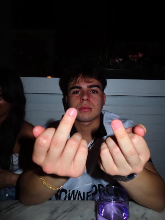 Nyckolas De Oliveira