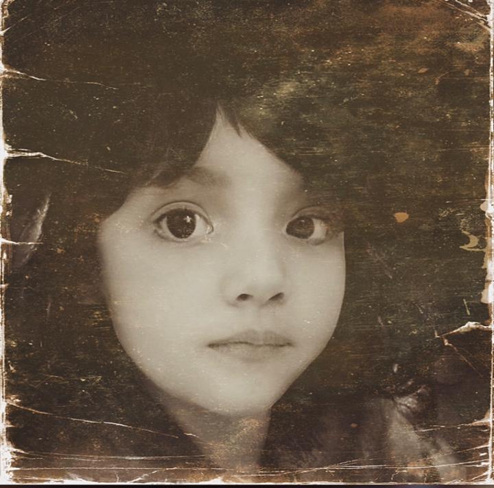 Mona M