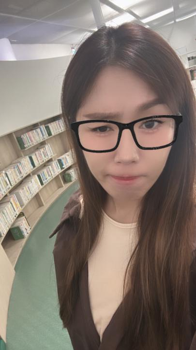 曾 麗華