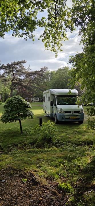 Stromende regen, maar we staan