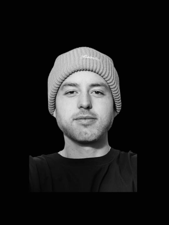 Lucus Esson