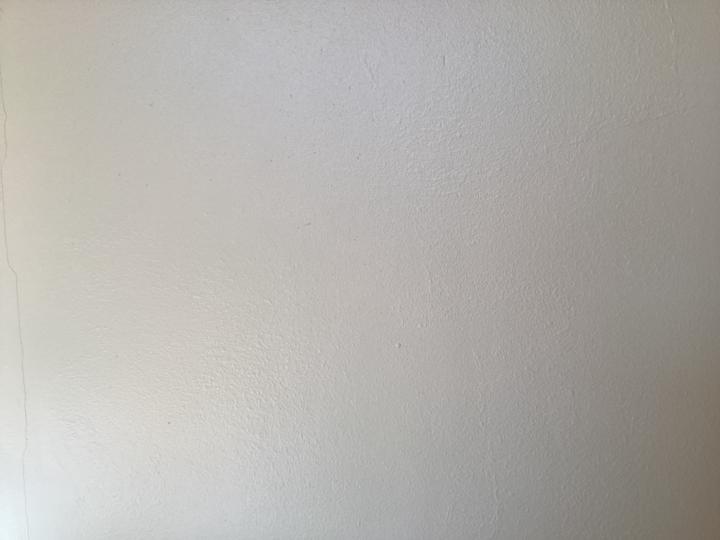 D B