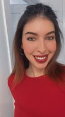 Andrea Flores