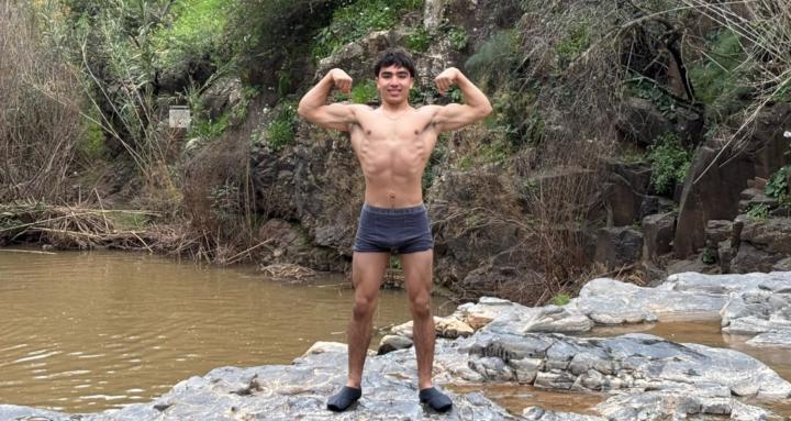 צוף | אומת הקליסטניקס