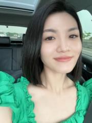 梅 羽馨