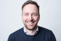 Joerg Hoelzing