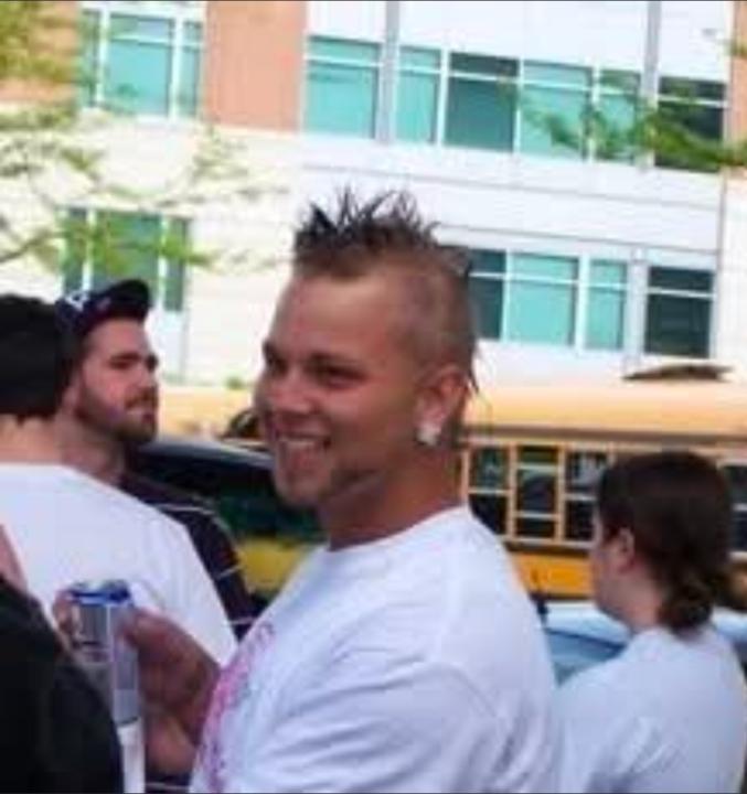 Travis Marchant