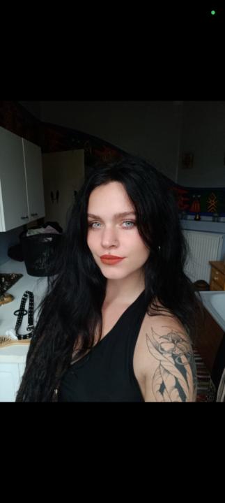 Selena Van Laar