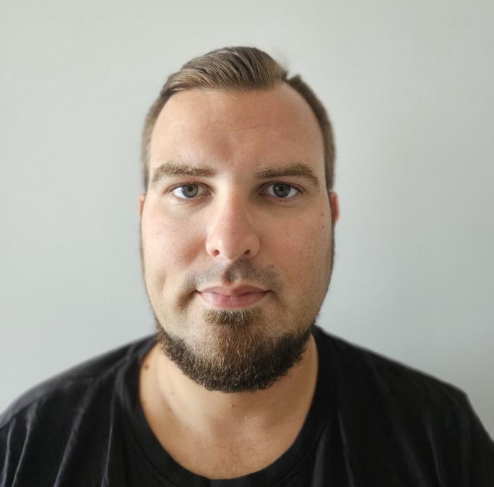 Toms Šakurovs