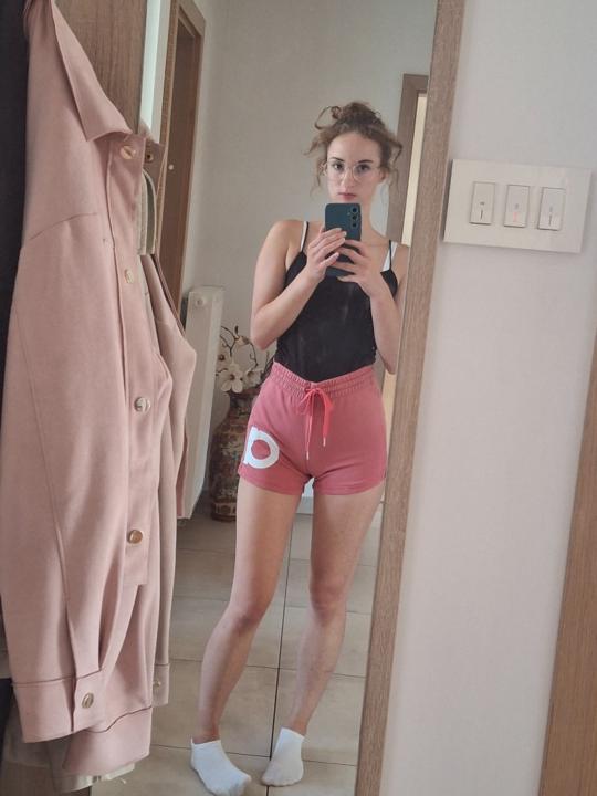 Anja Brozovič