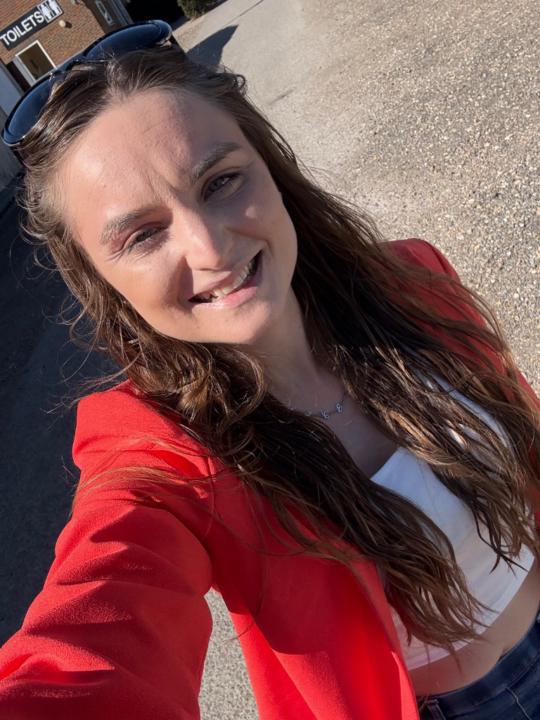 Clare Absolom