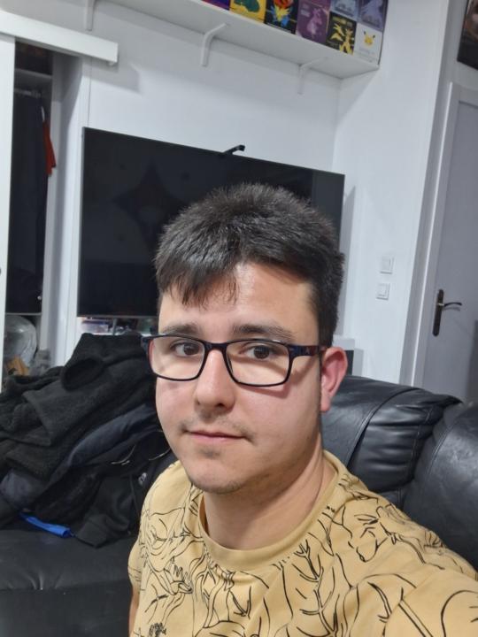 Adrián Álvarez  Muñiz