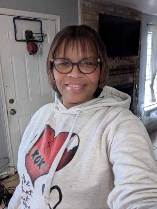 Monique Lee