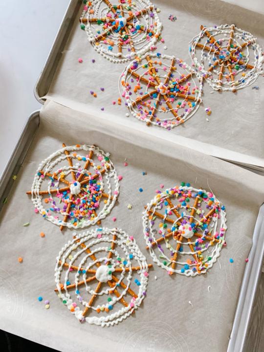 Spiderweb Treats