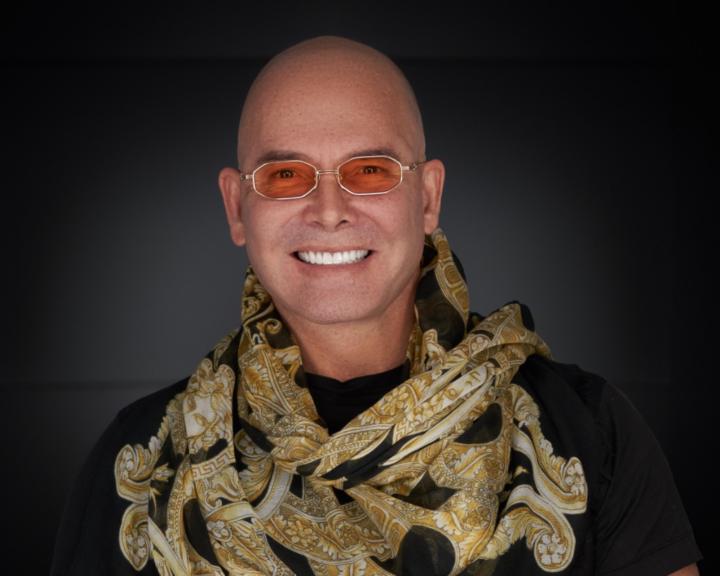 Dr constantino Mendieta