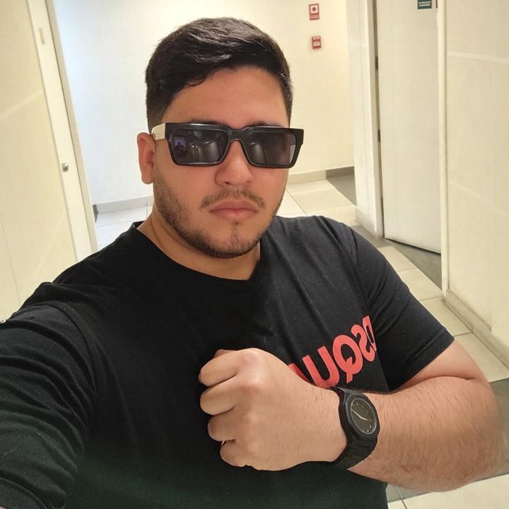 Adrian Amundaray