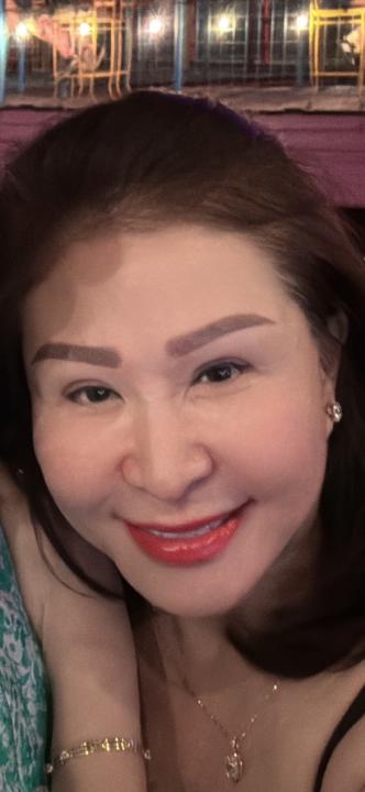 Van-Trang Hebert