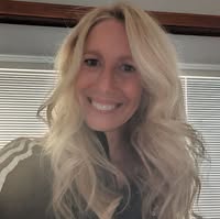 Amy Giles