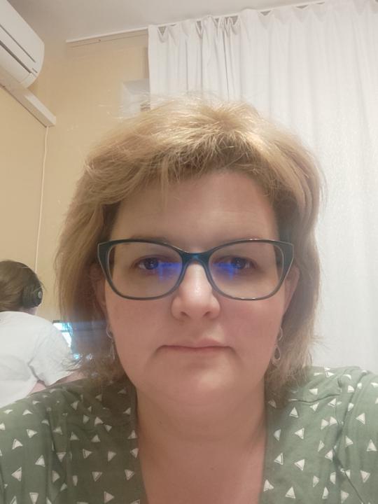 Мирела Петрова