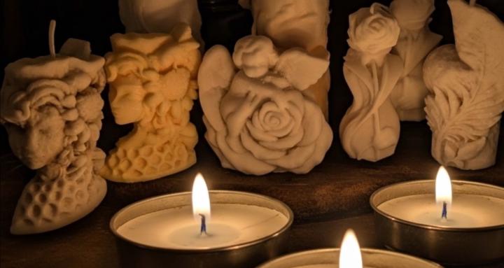 Eloquette Candles