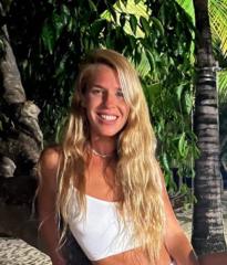 María D