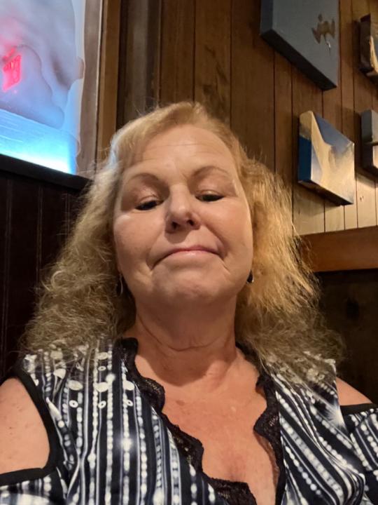 Maxine Crosby