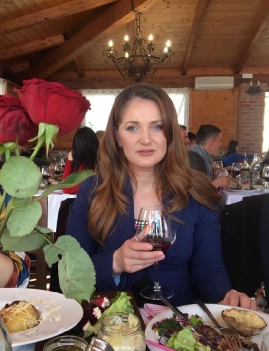 Albana Dedgjonaj