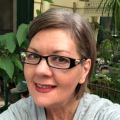 Julie Davis