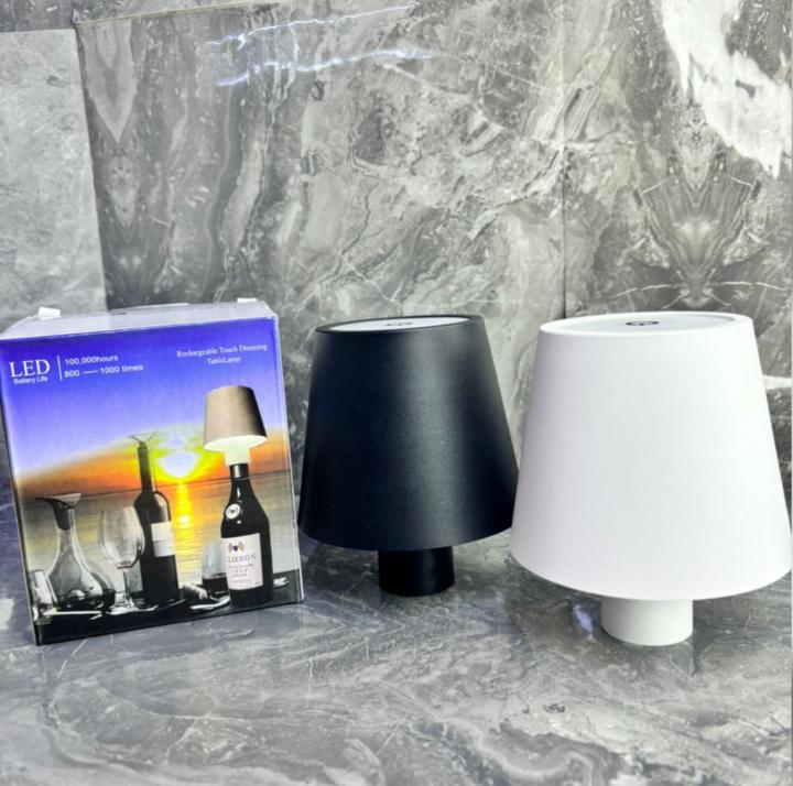 Zarely Dueñas rojas