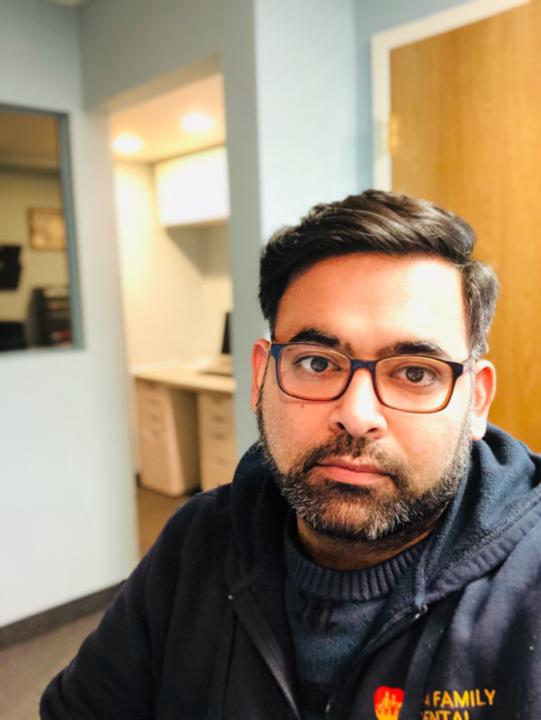 Mahesh Sadhnani