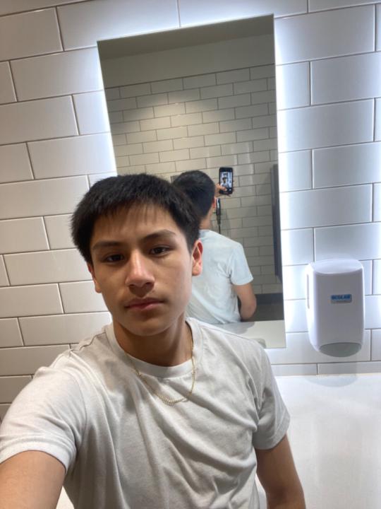 Andrew Hernandez