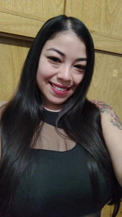 Anabella Paz Flores