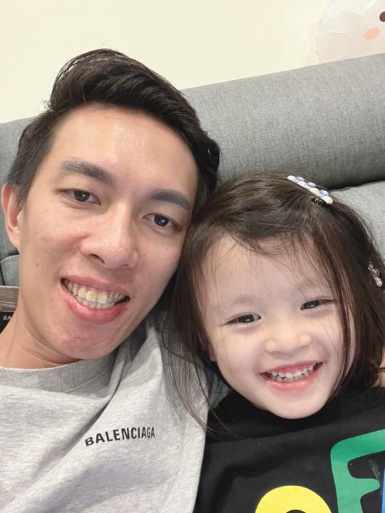 鄭 弘郁
