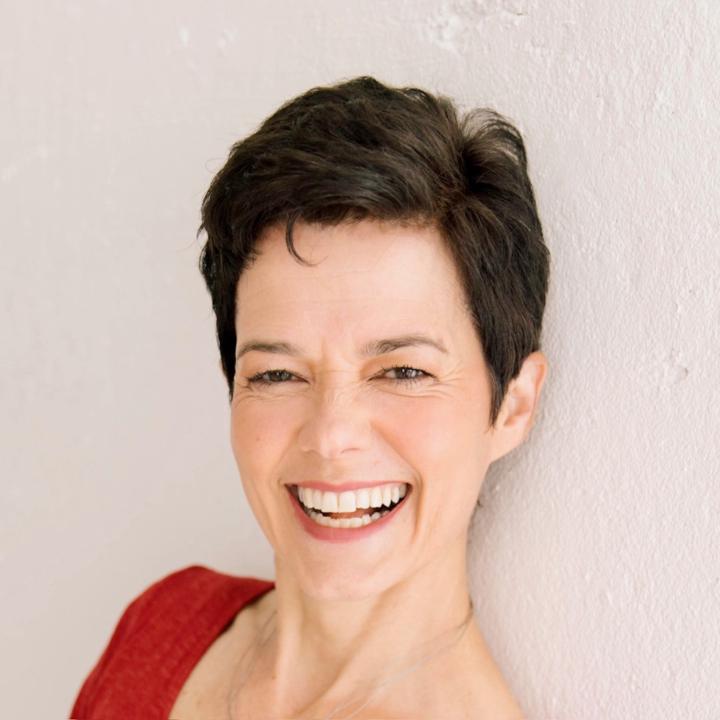 Stephanie Tollefson