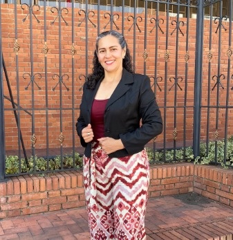 Elizabeth Alvarez