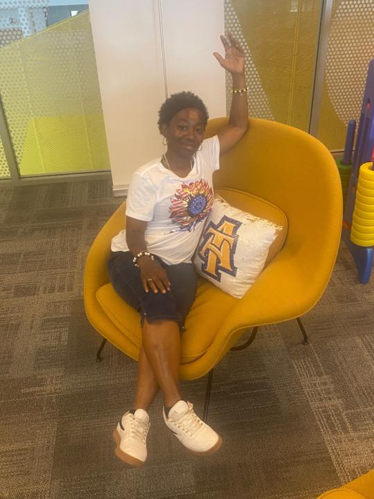 Aleshia  love Cogdell