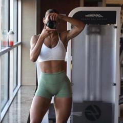 Sara Stone