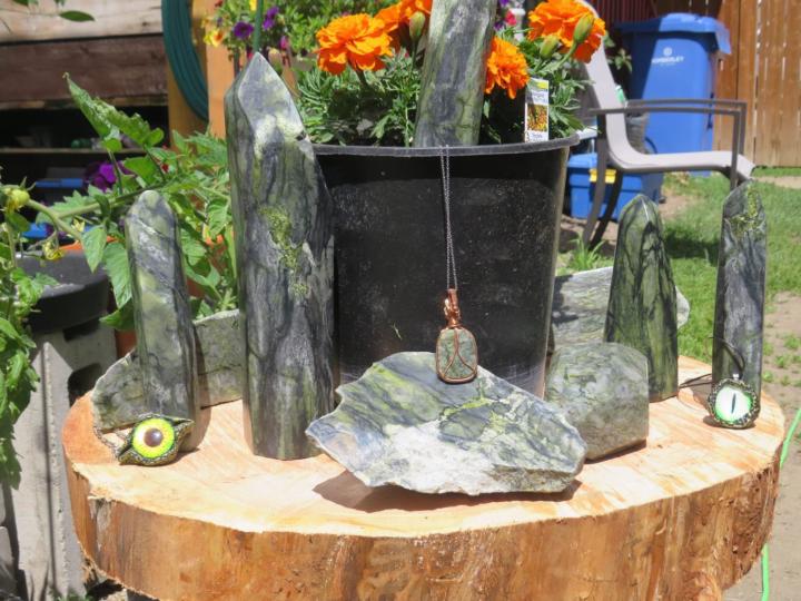 Ever wonder what stories a rock can hold?✅️
