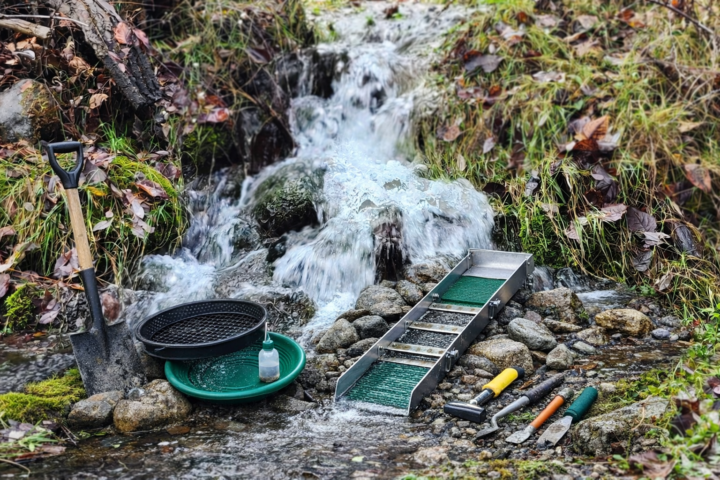 ⛏️ Prospecting Tips Tuesday – Reading the Creek (Works Anywhere 🌍)
