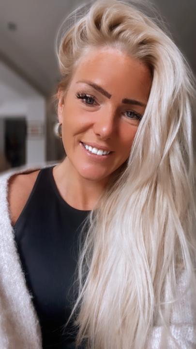 Victoria Crampton