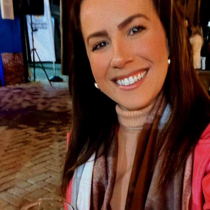 Cássia Mello
