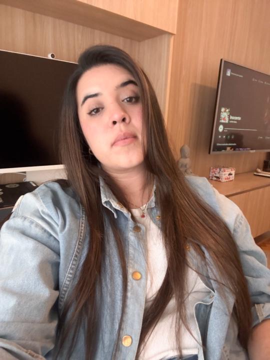 Laura Zarate