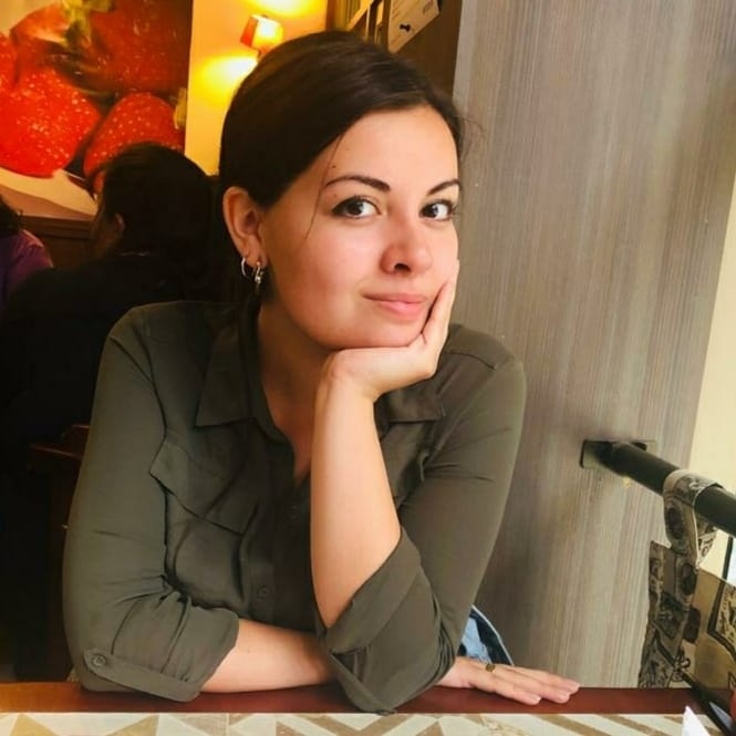 Sara Bravo