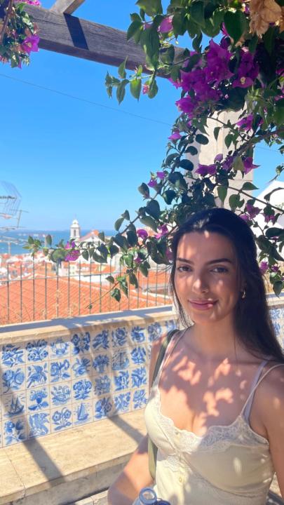 Andreia De Almeida