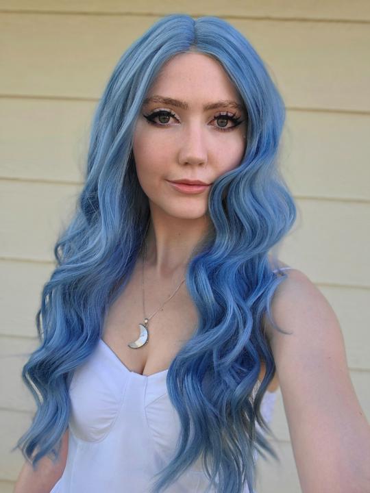 Sapphyra Crowe