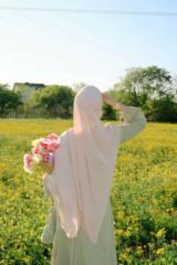 Sarah. Digital.Faceless