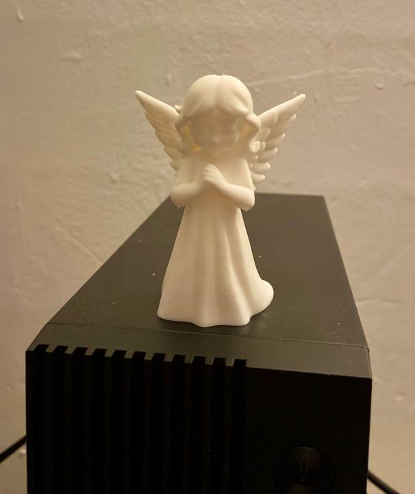 What hardware (CPU, GPU, RAM) are you running Blender on?