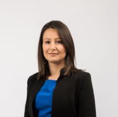 Dr. Branka van der Linden