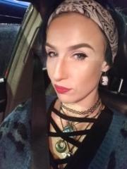 Tesia Veloni